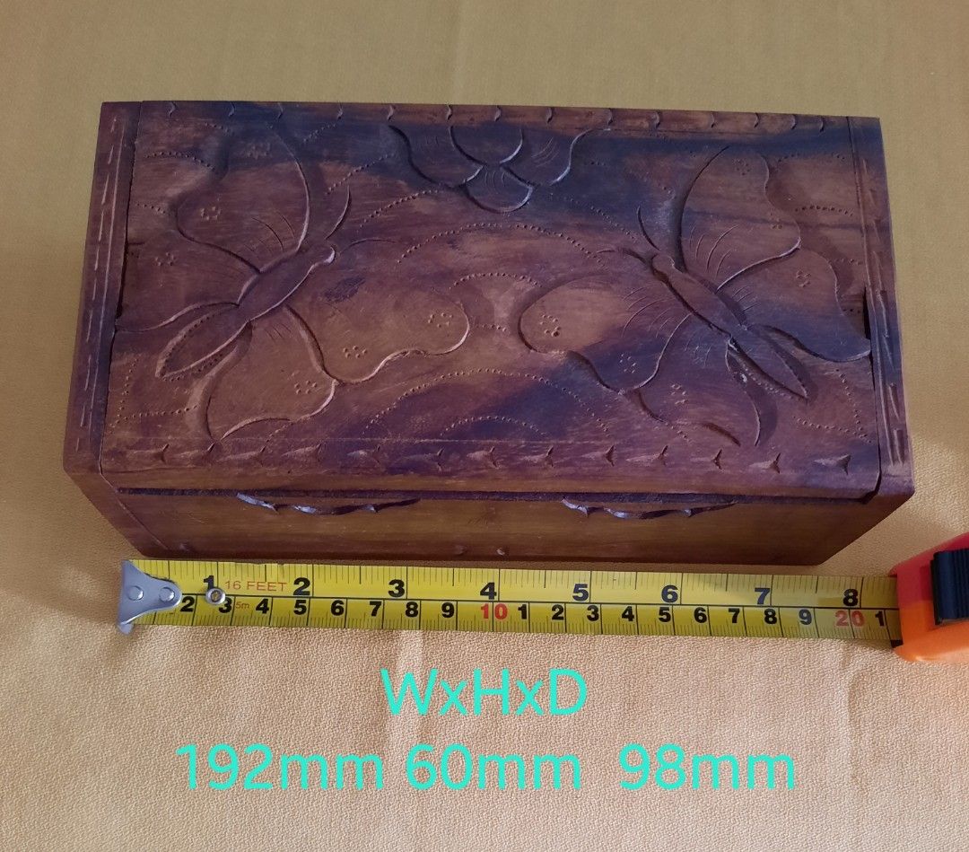 Antique Wood Carving Box, Hobbies & Toys, Memorabilia & Collectibles