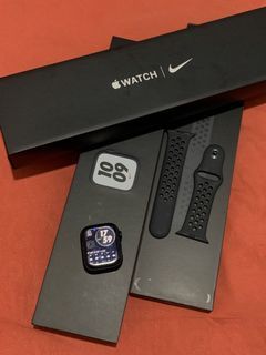 Apple Watch - Nike Series 7 (Midnight Black)