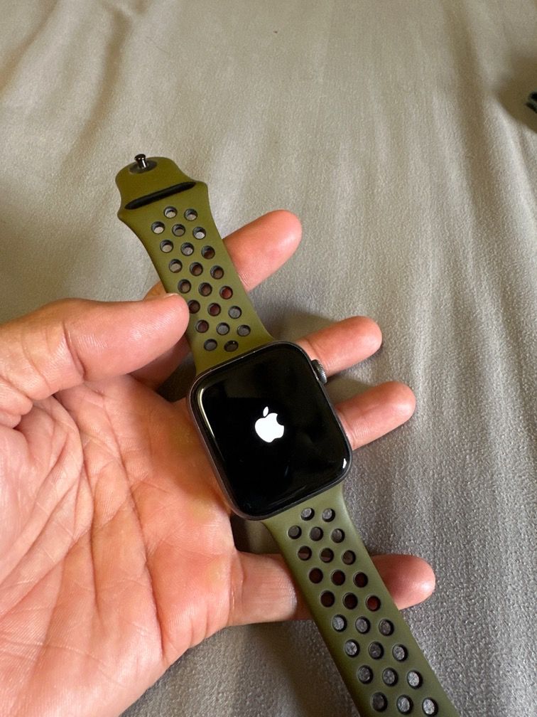 Apple watch s4 nike+ 40mm sale