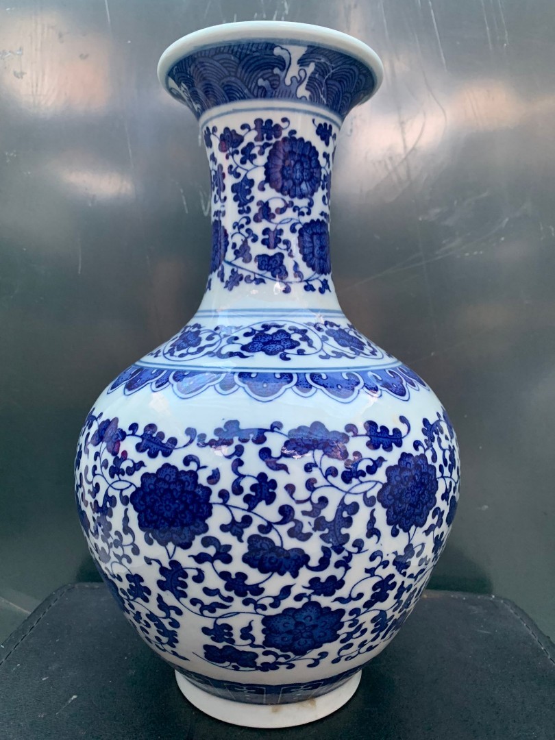 Asian Ceramics : 青花瓶*