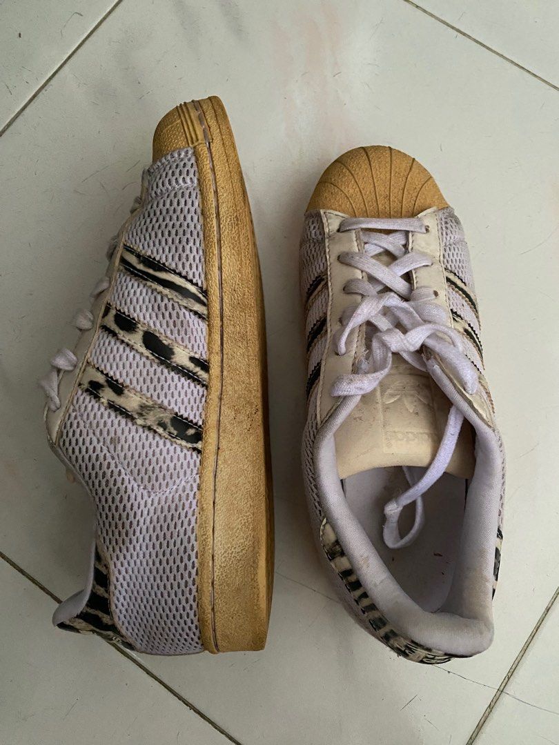 Camo print adidas store shoes