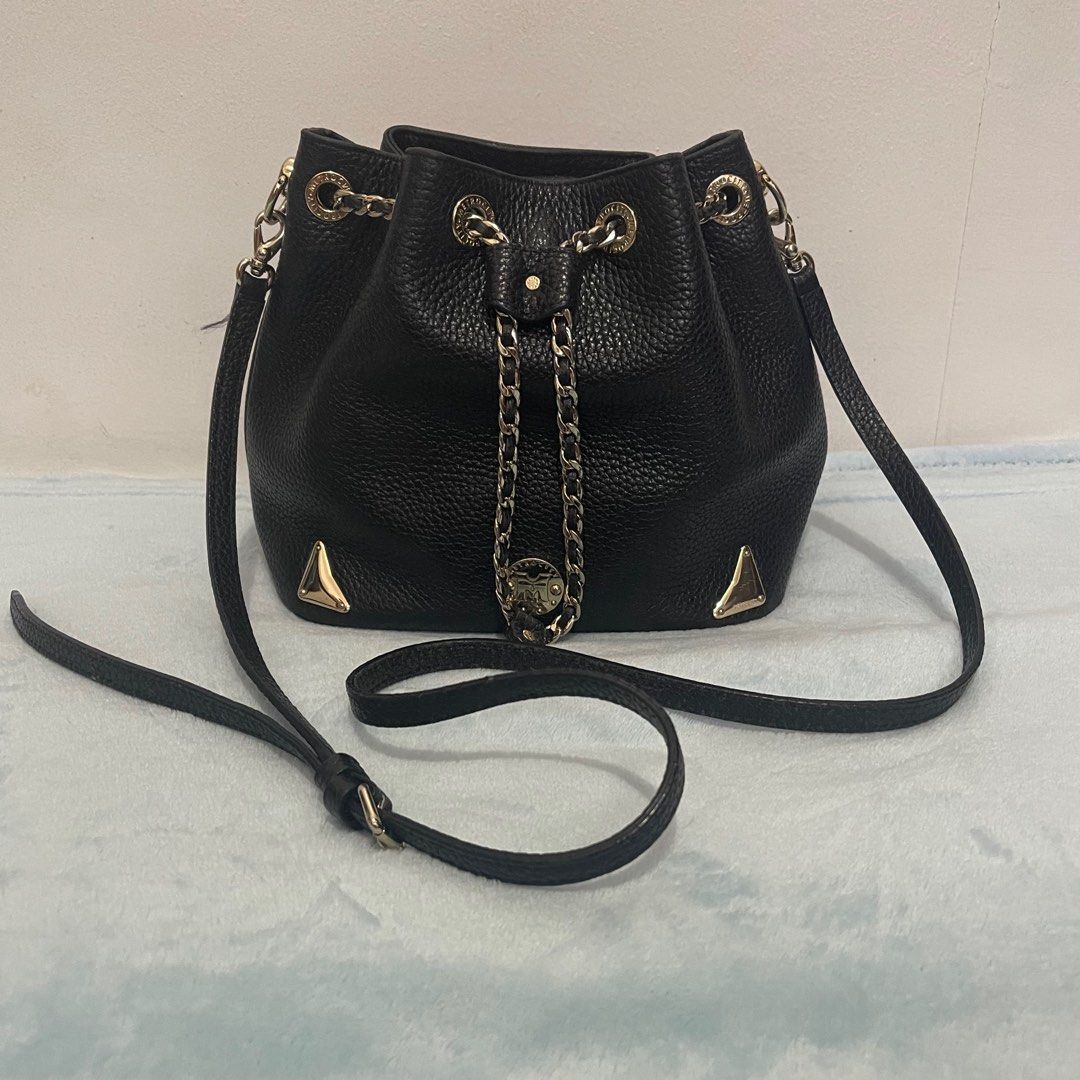 AUTHENTIC METROCITY BUCKET BAG, Women's Fashion, Bags & Wallets