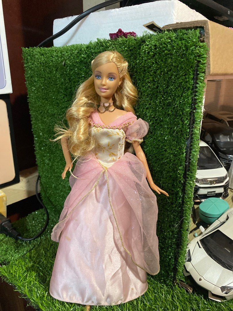 Barbie princess and the pauper singing dolls outlet