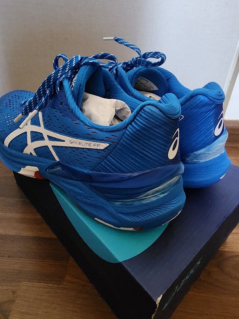 [BINB] Asics Volleyball Shoes, Sports Equipment, Other Sports Equipment