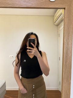 black knit tank top tee atasan baju sleeveless