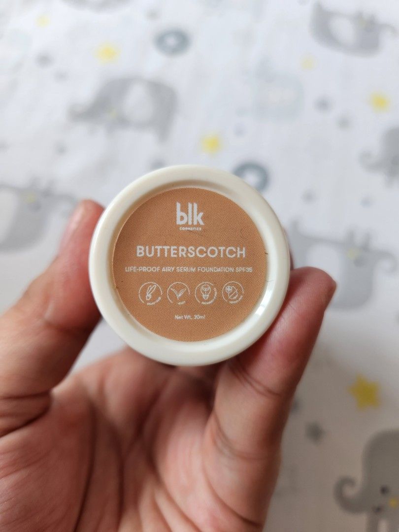 BLK Life Proof Foundation (Category: Makeup) located in San Juan City. Submitted by _allykim (Listing ID 1246007379, Image 3). Description: >>used only once for an event >>serum foundation with spf35 >>shade: butterscotch (light to medium neutral undertone) >>retails for 500+ in shopee.