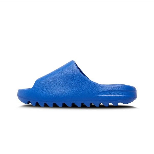 BNIB US/UK 10 Yeezy Slides Azure, Men's Fashion, Footwear, Flipflops and  Slides on Carousell