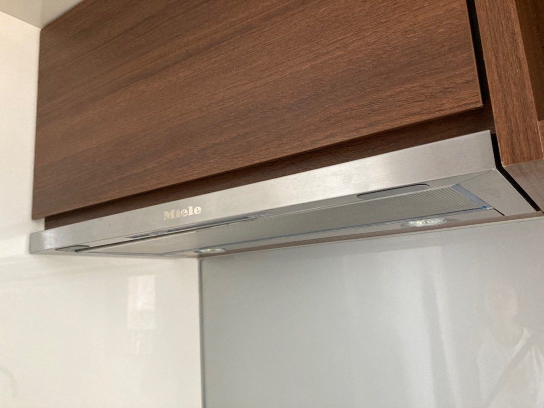 Brand New MIELE DA3366 Slimline cooker hood with energy efficient LED lighting