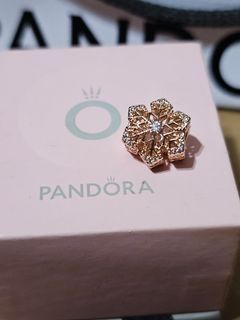 Brand New Pandora Rose Gold Snowflake Charm
