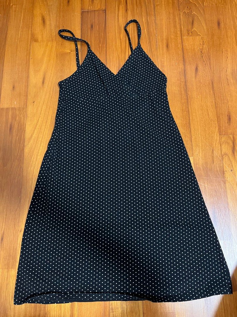 brandy melville polka dot mini dress, Women's Fashion, Dresses & Sets, Dresses on Carousell