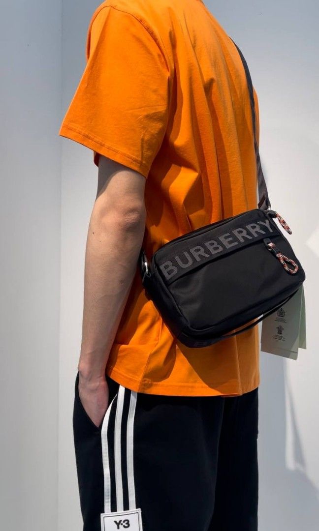 BURBERRY LOGO NYLON CROSSBODY CAMERA BAG Men s Fashion Bags