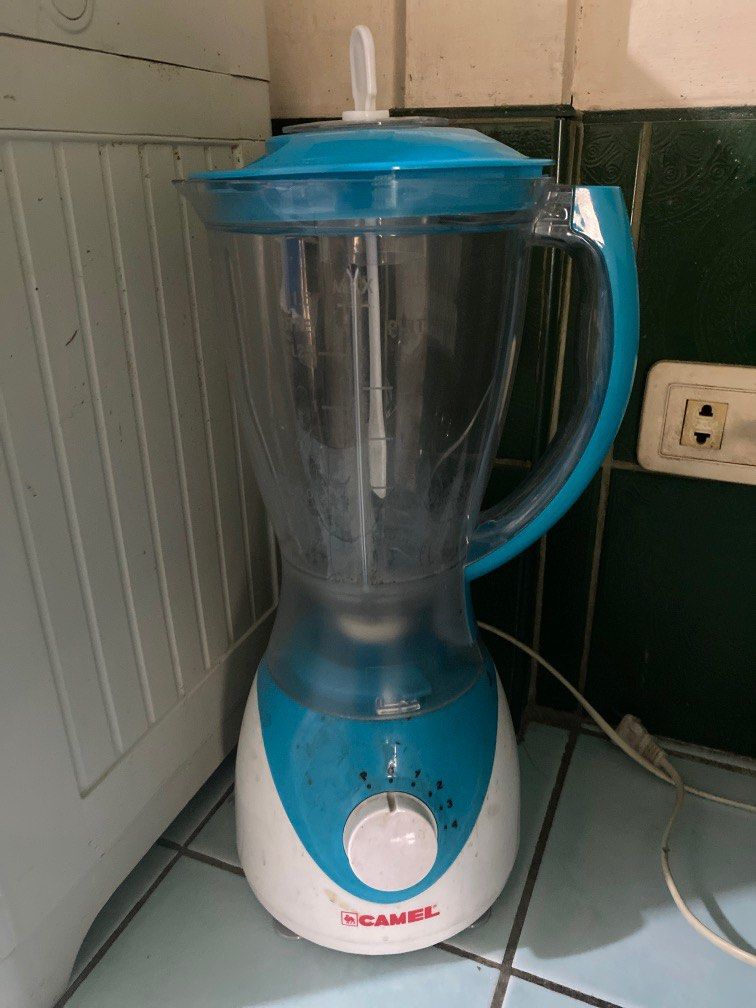 Camel Blender (Category: Juicers, Blenders & Grinders) located in Pasig City. Submitted by mc202 (Listing ID 1246009306, Image 1). Description: No issue Rfs: moving out.