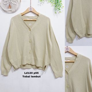 (Kategori: ) berada di . Dikirim oleh kezaa.knits (ID iklan 1246117342, Gambar 1). Deskripsi: .