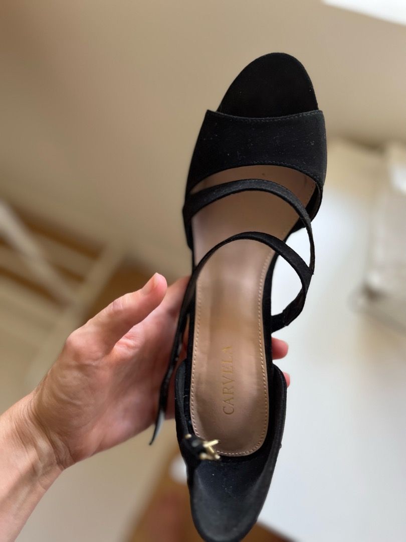 Carvela kink black best sale