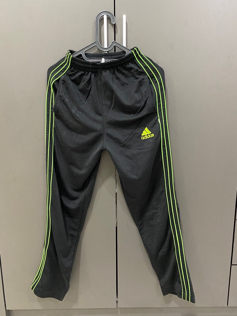 Foto celana training adidas 2025