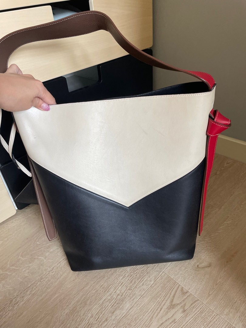 Celine cabas twisted discount tote