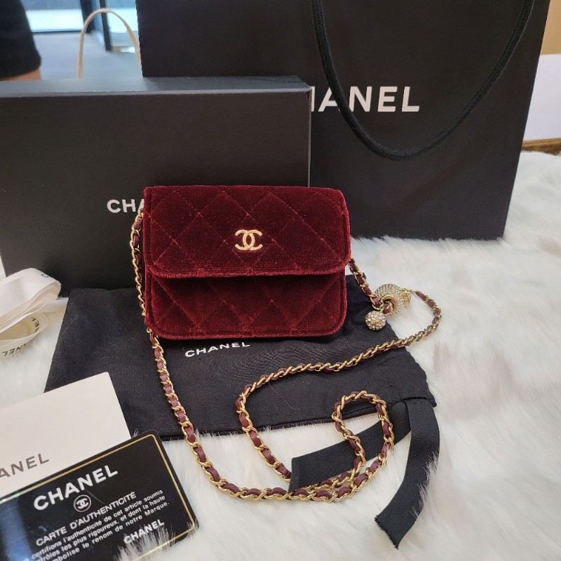CHANEL Burgundy Velvet Diamanté Rhinestone Crush Mini Flap Purse Belt Bag,  Luxury, Bags & Wallets on Carousell
