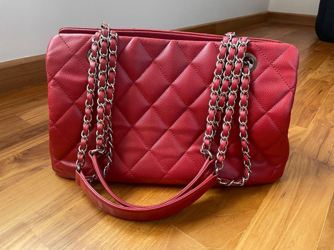 Red chanel clearance tote
