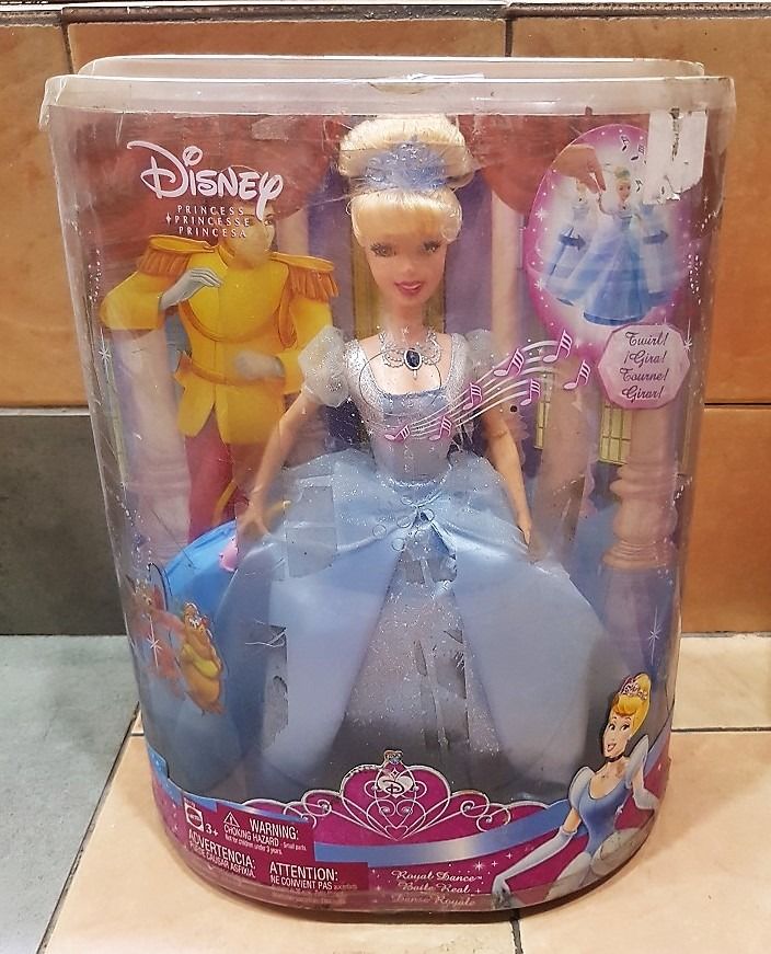 Twirling skirt cinderella doll outlet