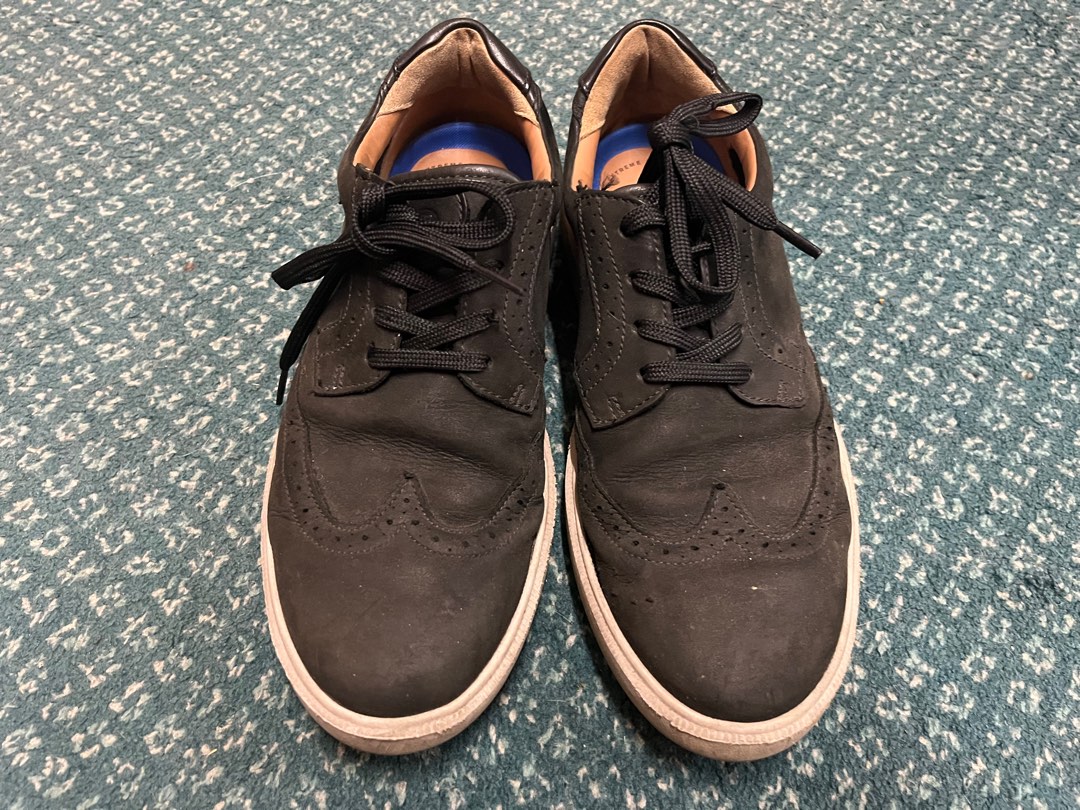 Clarks Wingtip Sneakers, Men's Fashion, Footwear, Casual shoes on Carousell
