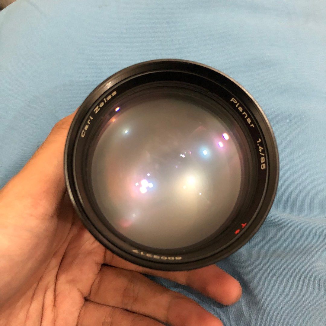 カメラカールツァイスプラナー 1.4/85 T* コンタックス - レンズ(単焦点)