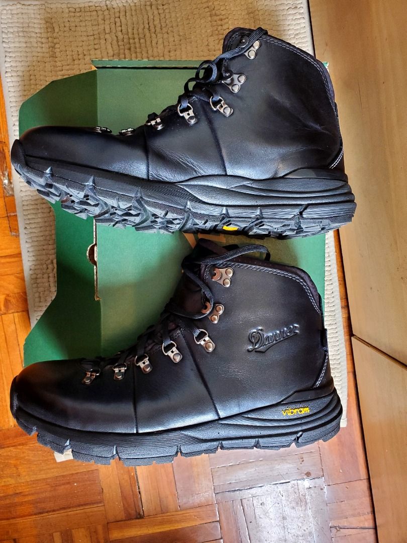 Danner mountain 6 carbon black on sale