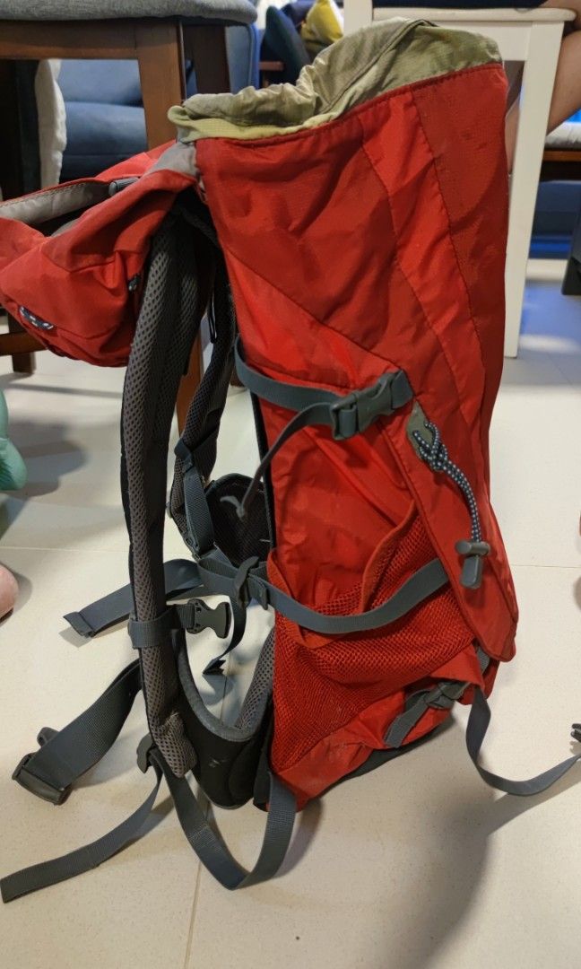 Deuter ac aera on sale 30l day pack