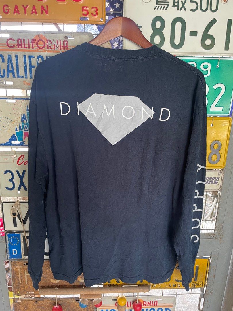Diamond clothing on Carousell