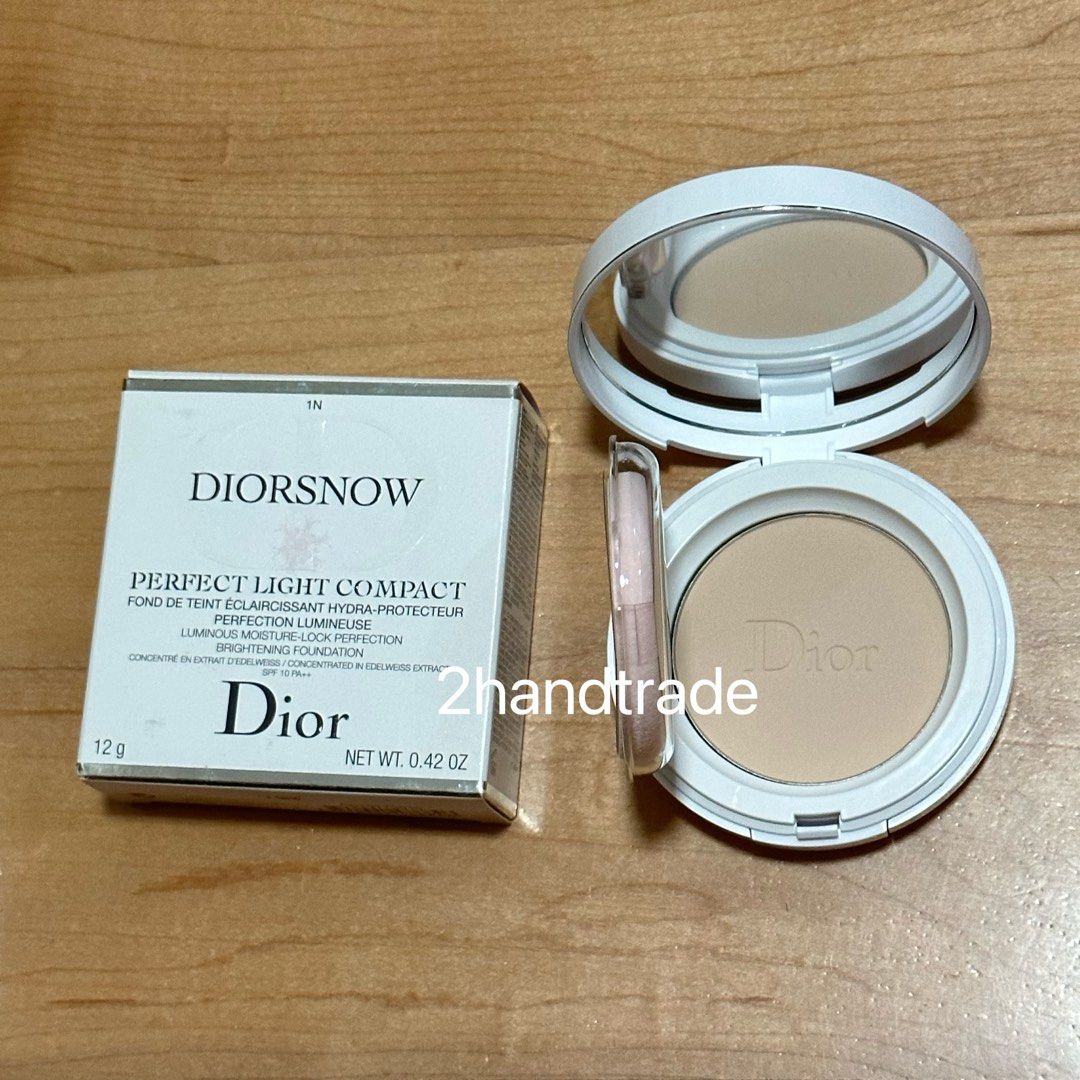 DIORSNOW Perfect Light 30ml SPF25 PA++
