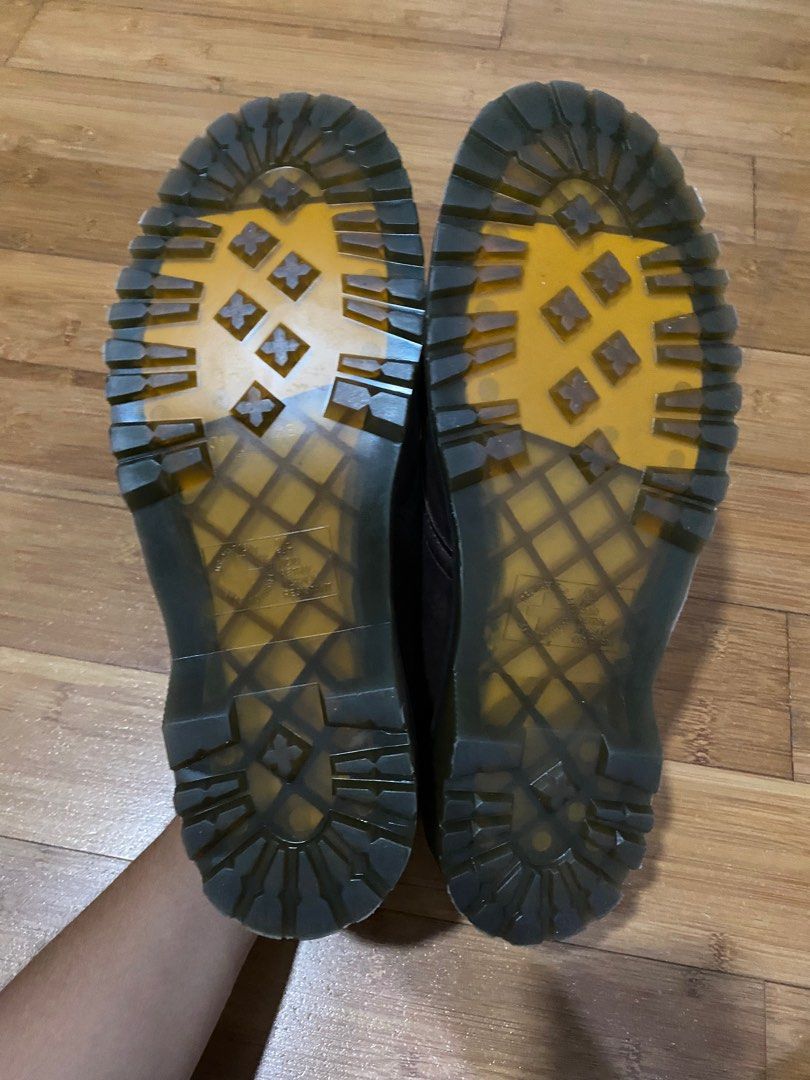 1461 crazy horse doc martens