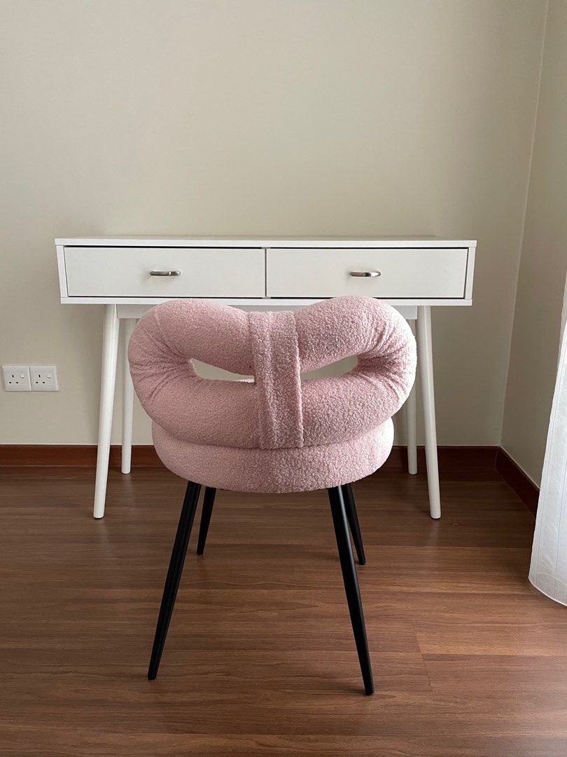Tall dressing clearance table chair