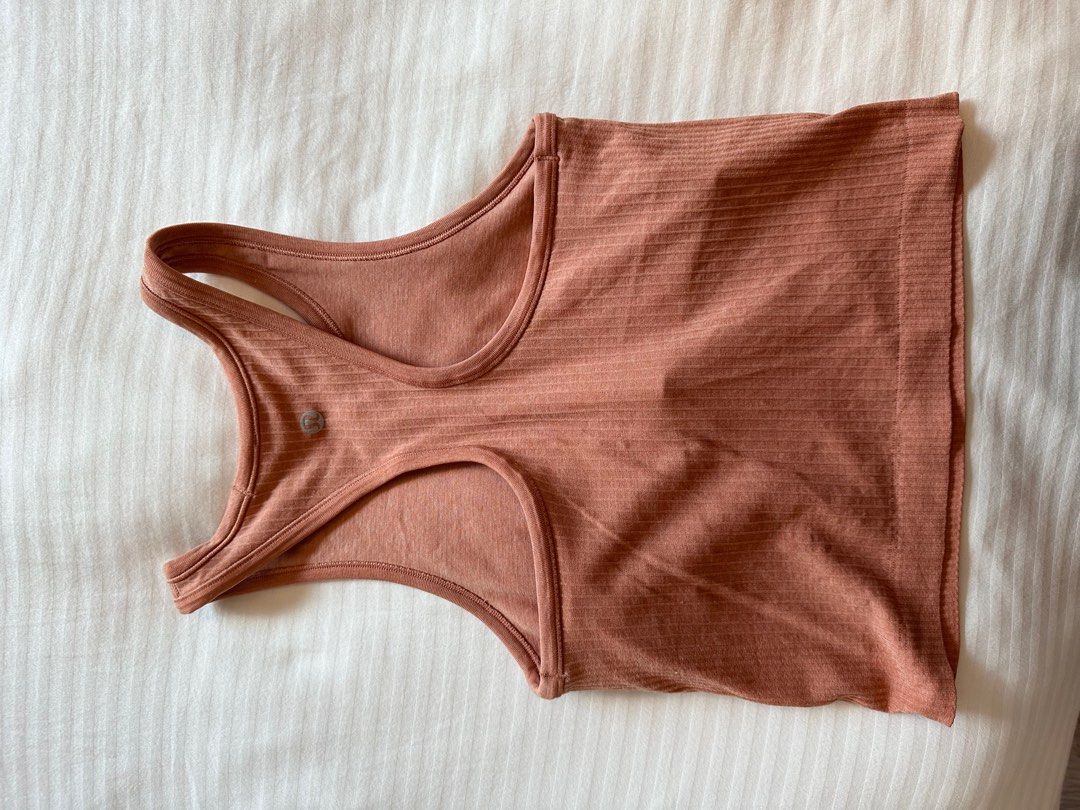 ebb to street crop tank