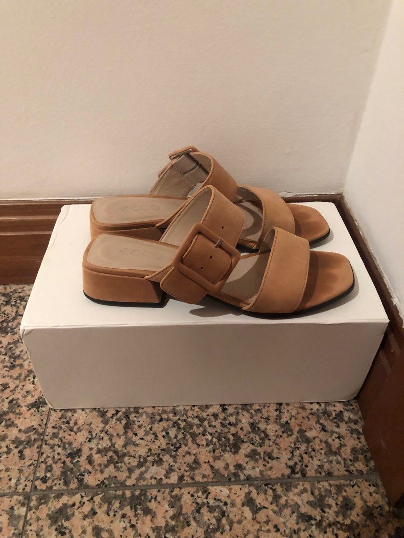 Ecco deals elevate sandal