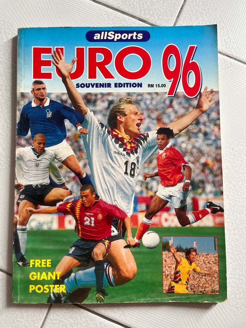 EURO 96 (England) Portuguese Soccer Football magazine - RARE