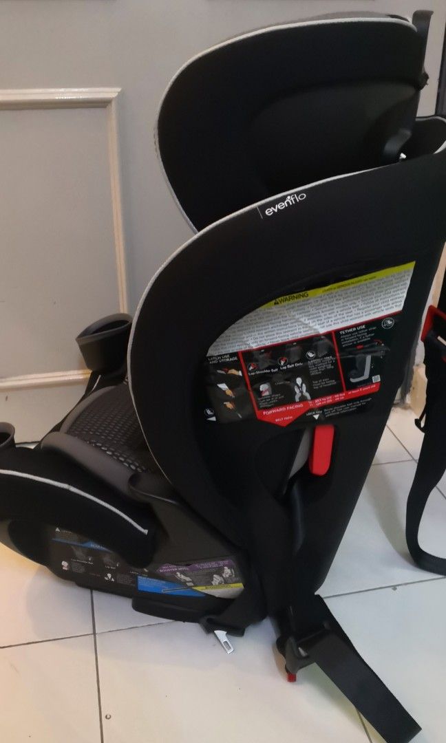 Evenflo everyfit 4 in 1 convertible car seat olympus, Babies & Kids