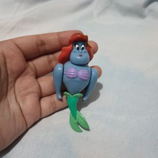 Figure Genie Aladdin little mermaid Ariel vers disney