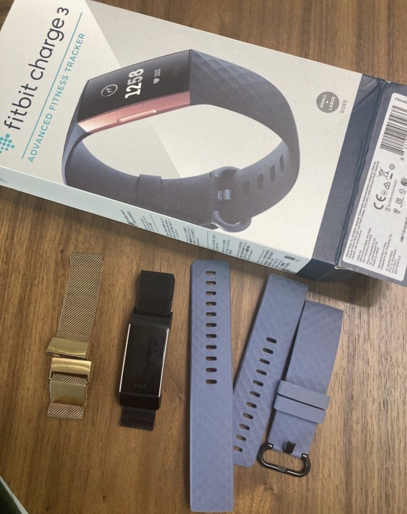Fitbit Charge 3, Mobile Phones & Gadgets, Wearables & Smart Watches on