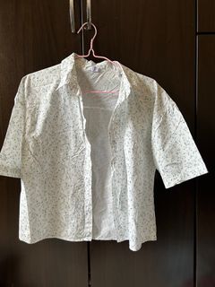 (Category: ) located in . Submitted by thecrowdedcloset (Listing ID 1246035780, Image 1). Description: .