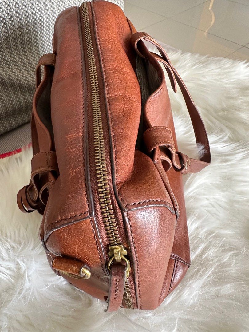 Fossil leather bag