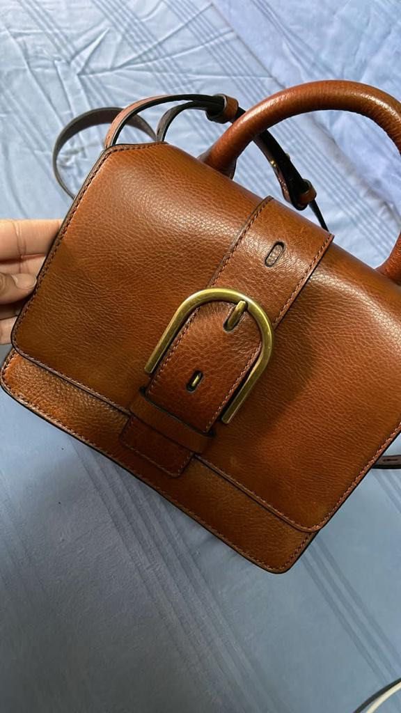 Fossil wiley store top handle fig