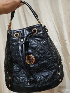 44 Preloved Metro City Mini Bucket Bag (Guaranteed Authentic)