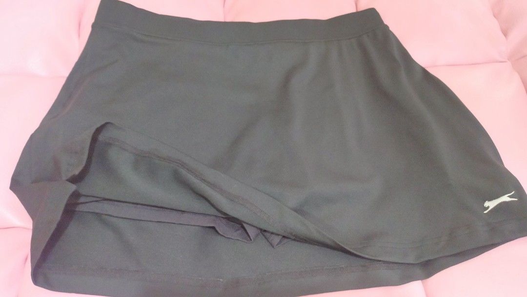 Fuma tennis skirt (Category: Skirts) located in Cebu City. Submitted by angel178 (Listing ID 1246179661, Image 3). Description: good condition ➡️ pls! note color may vary due to lighting.