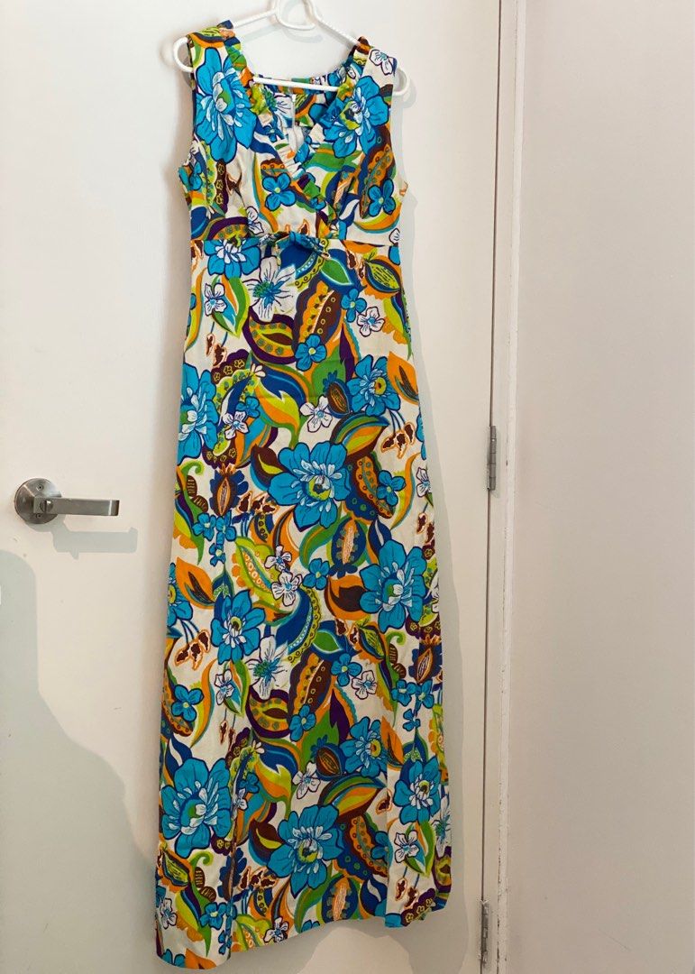 Funky shop vintage clothes