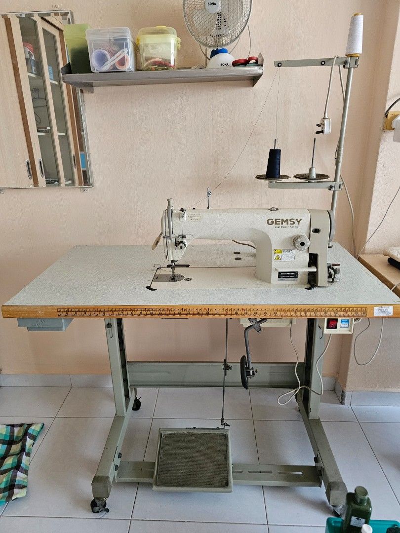 Gemsy (GEM8900) Industrial Sewing machine, TV & Home Appliances, Other