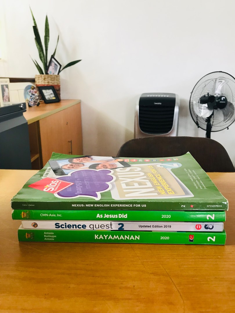 Grade 2 Second Hand Books, Hobbies & Toys, Books & Magazines, Textbooks