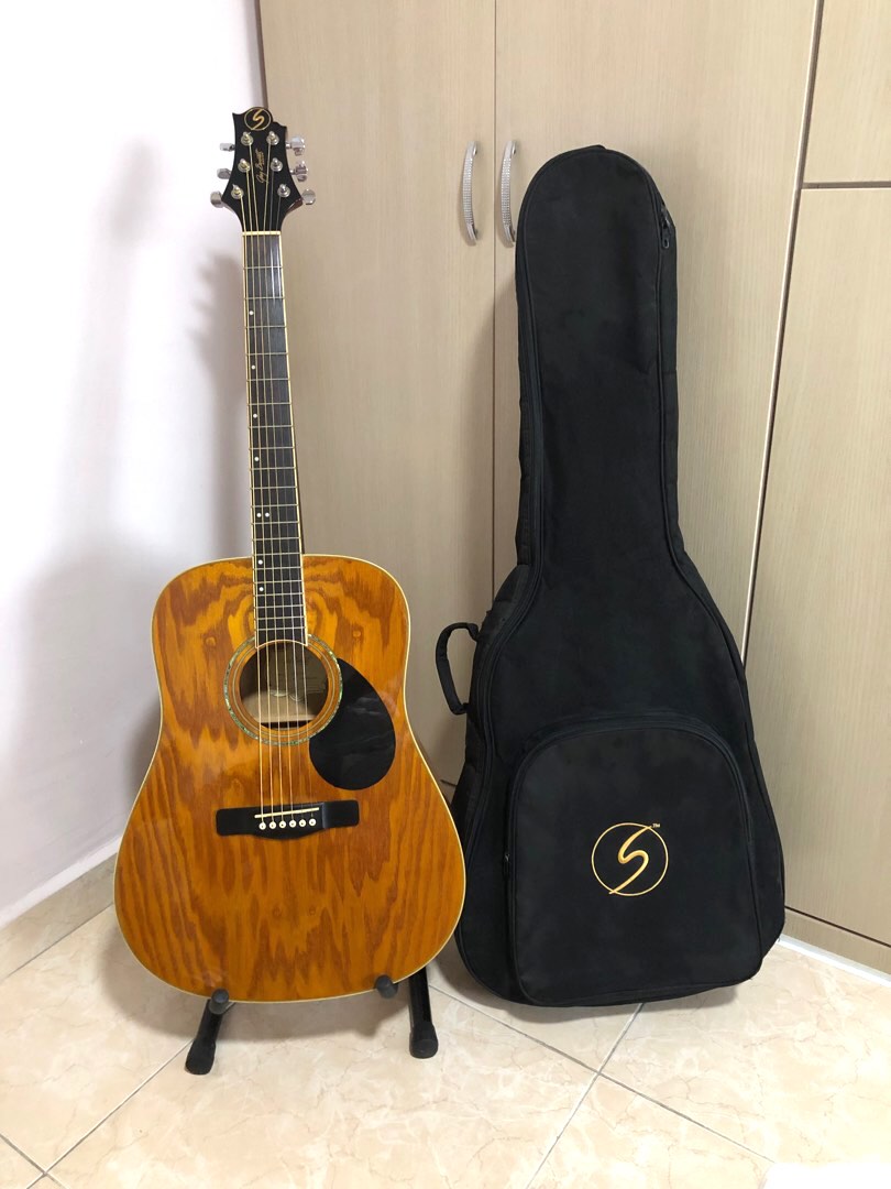 Greg Bennett Acoustic Guitar, Hobbies & Toys, Music & Media, Musical ...