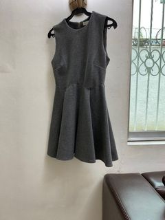 Grey Wool-like Dress w/ a Dramatically Pleated Skirt