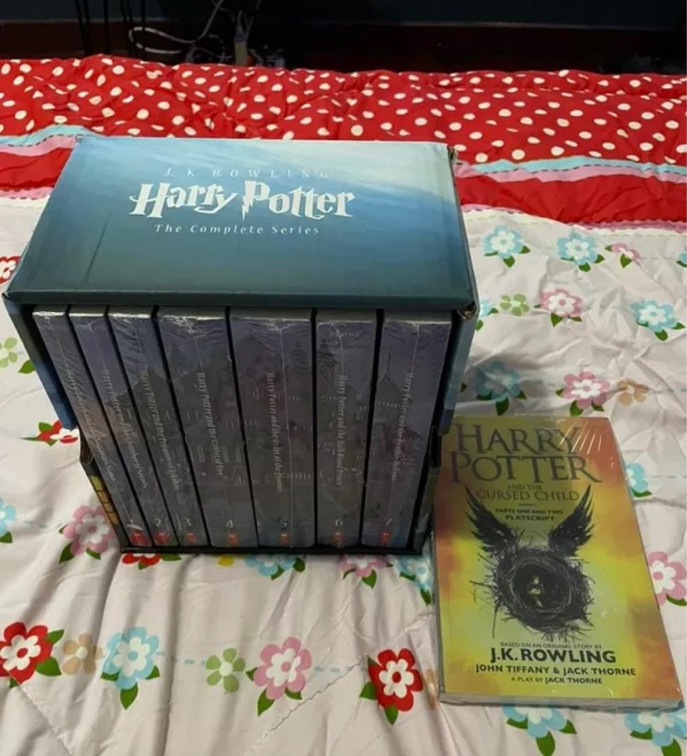 Harry Potter 8 books set Hobbies Toys Books Magazines