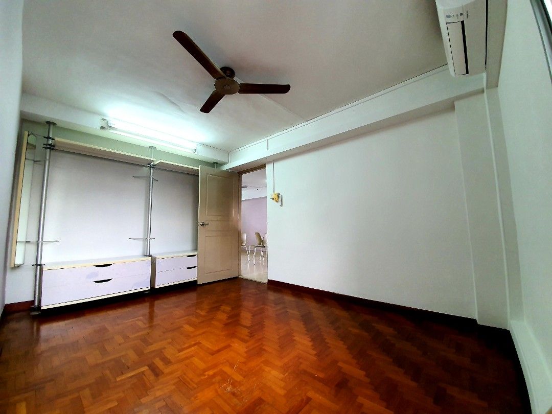 HDB 3 rm flat 2+1 utility room Toa Payoh Novena Potong Pasir63225678837378114