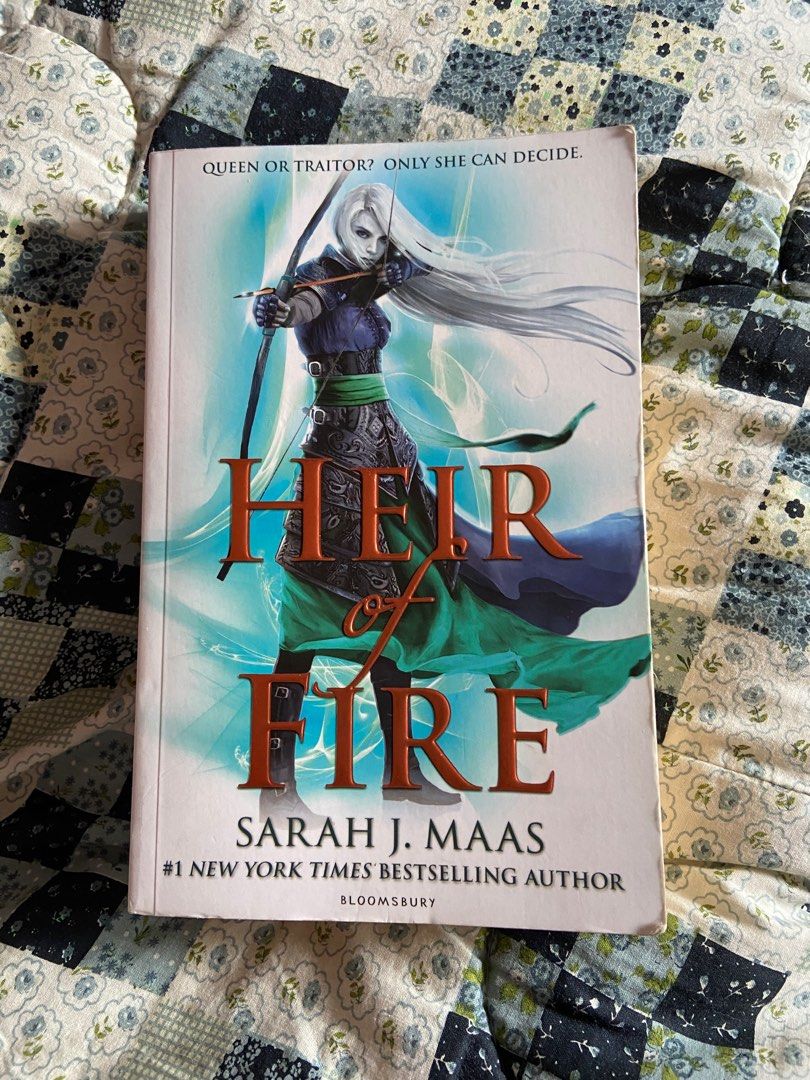 HEIR OF FIRE (THRONE OF GLASS 3) SARAH J. MAAS, Hobbies & Toys, Books & Magazines, Storybooks